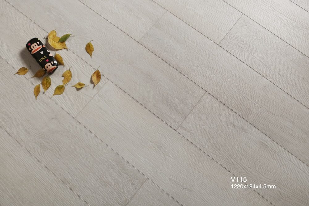 Виниловая плитка SPC Betta Villa V115 Дуб Трамин (2.245м2/уп)