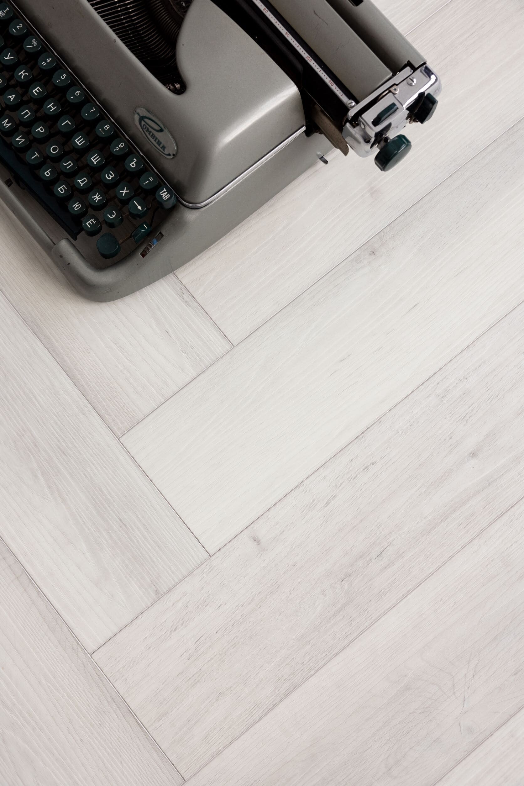 Виниловая плитка Кварцвиниловая плитка DeART RIGID DR 9523 (1,311  м2/уп)